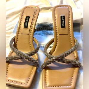NINE WEST  Blonde Heeled Slide Sandals 
8.5 / M / Crystal/Barely Nude